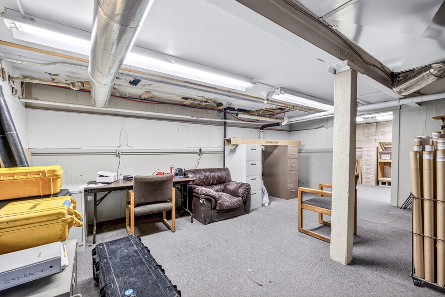 More Photos Of 421 Court St, Elko Serviced Offices For Sale