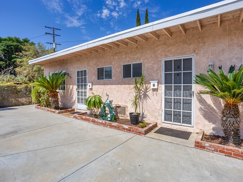More Photos Of 331 Allen Ave, Glendale Multifamily For Sale