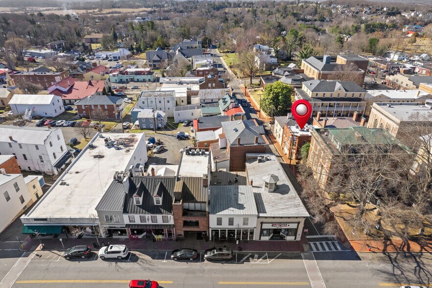 More Photos Of 12 Culpeper St, Warrenton Restaurant For Sale