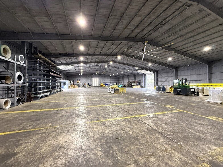 More Photos Of 301 Gundy Ln, Enterprise Warehouse For Lease