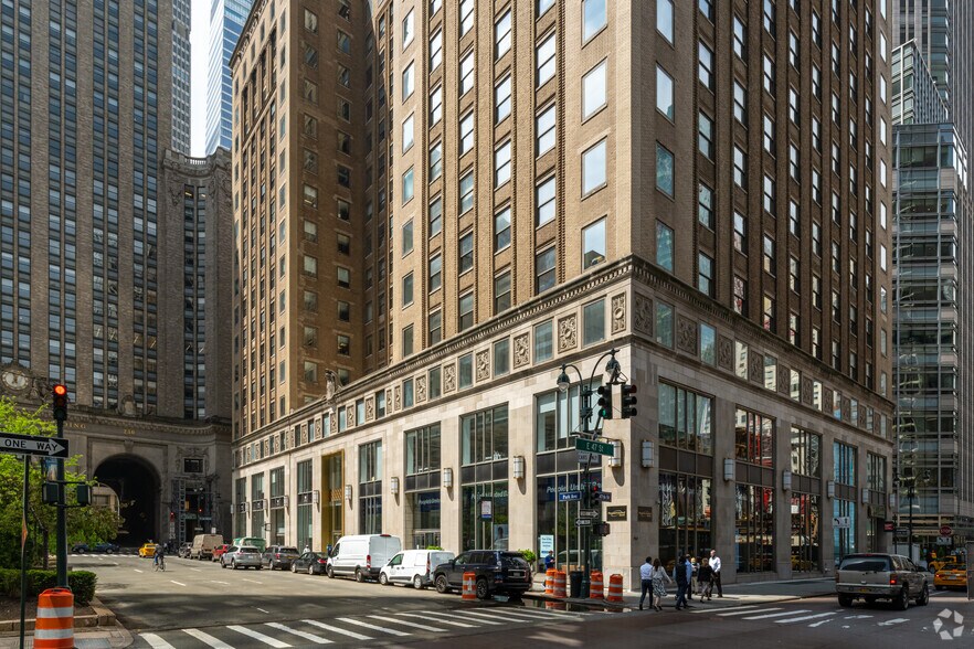 More Photos Of 250 Park Ave, New York Coworking Space