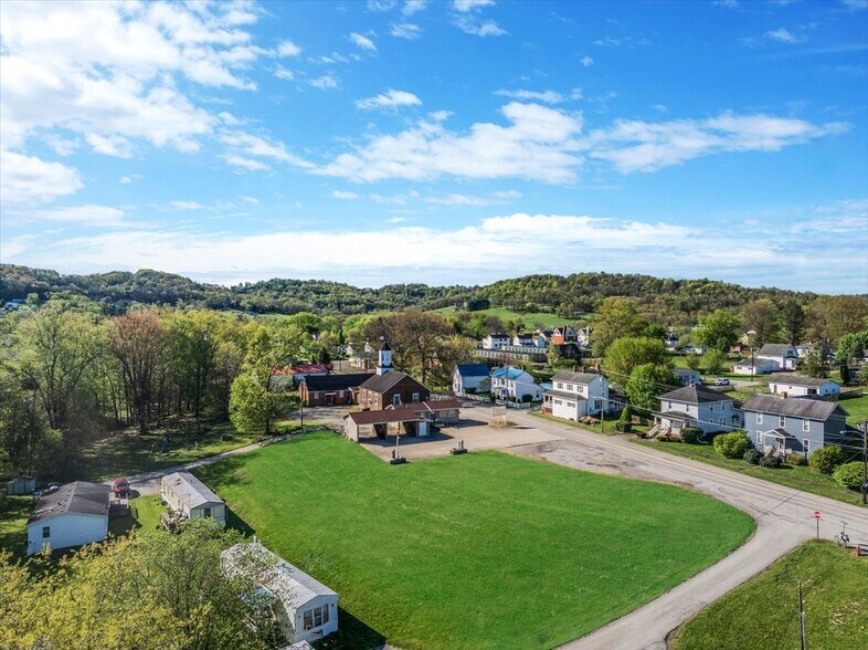 More Photos Of 212 Pine St, Jefferson Carwash For Sale