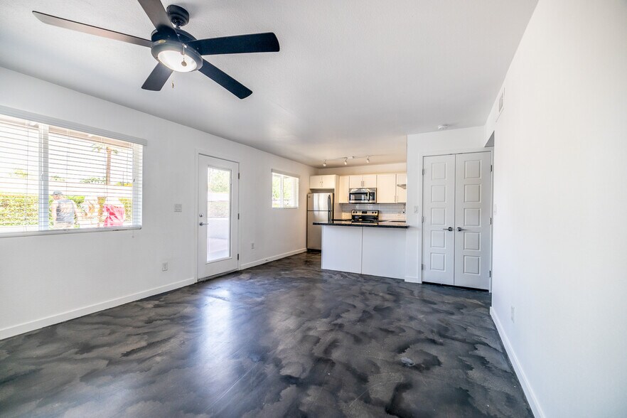 More Photos Of 423 N 27th Street, Phoenix Apartments For Sale