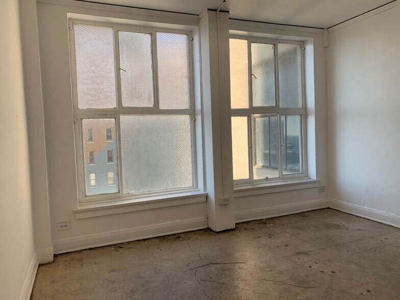 More Photos Of 700-704 S Spring St, Los Angeles Loft Creative Space For Lease