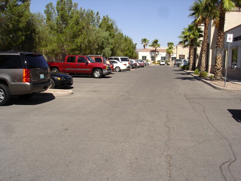 More Photos Of 220 E Horizon Dr, Henderson Office For Sale