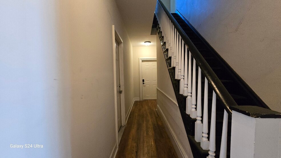 More Photos Of 311 Silver Pl, Knoxville Apartments For Sale