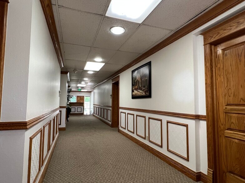 More Photos Of 2090 E 104th Ave, Thornton Office For Lease