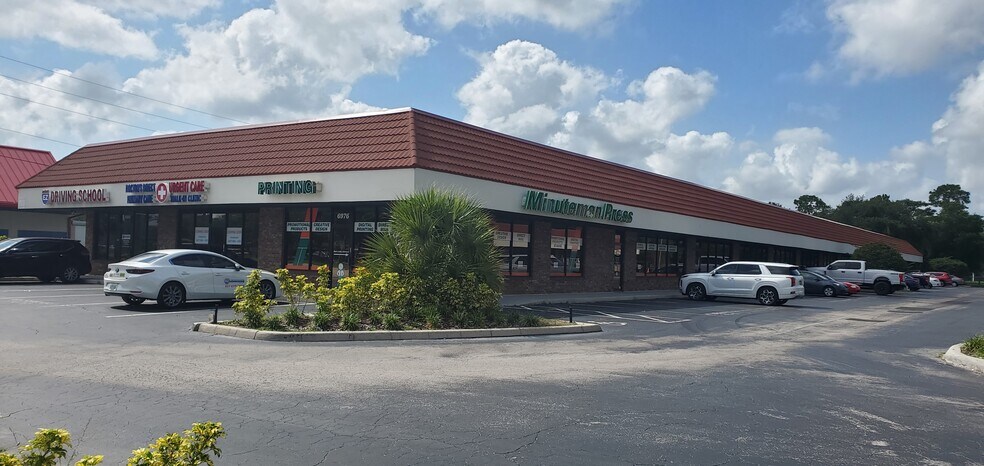 More Photos Of 6950-6980 Aloma Ave, Winter Park Office For Sale