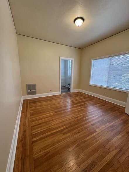 More Photos Of 3505 Kempton Way, Oakland Apartments For Sale
