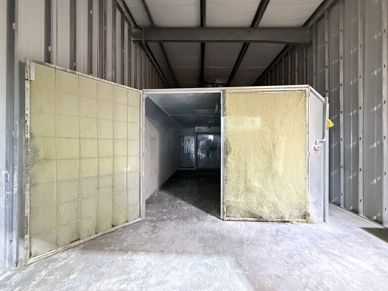 More Photos Of 875 Enterprise Ave, Galesburg Industrial For Sale