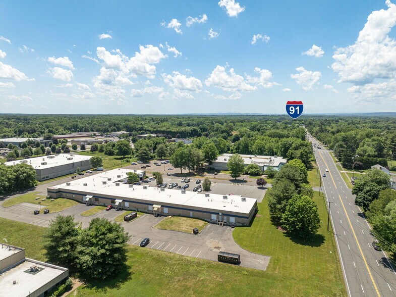 More Photos Of 72 Shaker Rd, Enfield Light Manufacturing For Lease