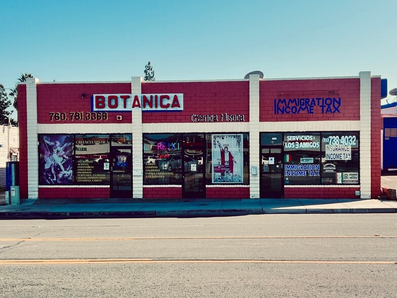 Primary Photo Of 259 W Washington Ave, Escondido Storefront For Lease