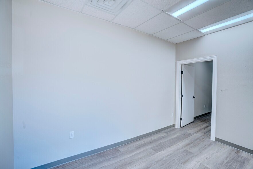 More Photos Of 3492 Long Prairie Rd, Flower Mound Office Residential For Lease