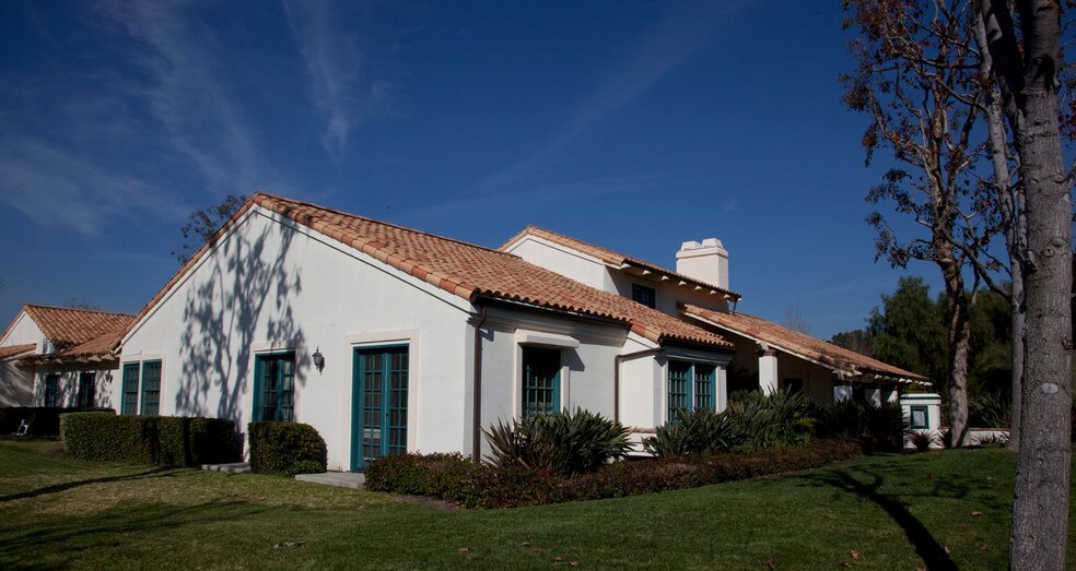 More Photos Of 30200 Rancho Viejo Rd, San Juan Capistrano Medical For Lease