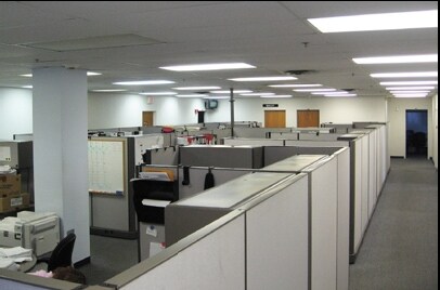 More Photos Of 501 W New Rd, Greenfield Warehouse For Lease