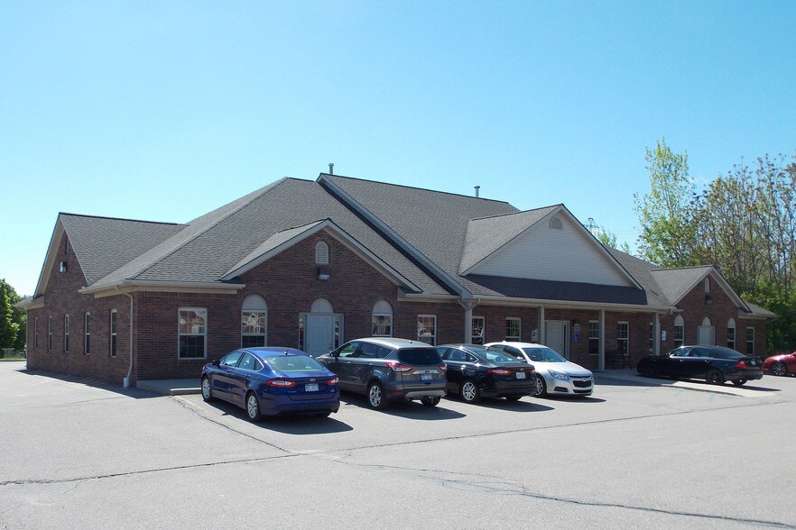 Primary Photo Of 23521-23537 Telegraph Rd, Brownstown Office For Lease