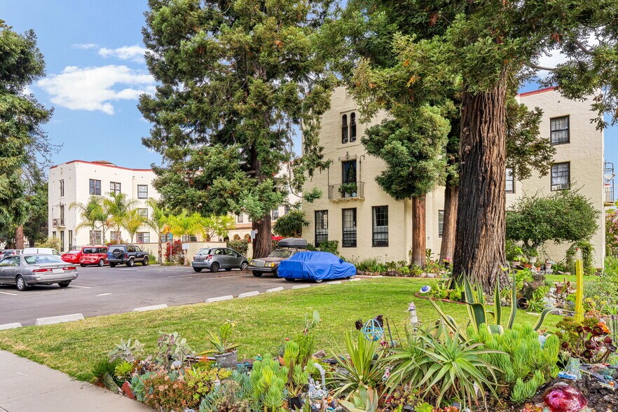 More Photos Of 2536 Santa Clara Ave, Alameda Apartments For Sale