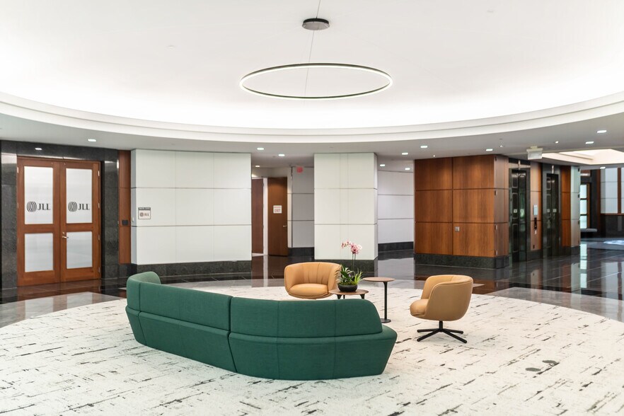 More Photos Of 13560 Morris Rd, Alpharetta Office For Lease