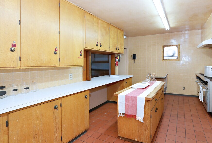 More Photos Of 6401 Ruby St, Los Angeles Loft Creative Space For Sale