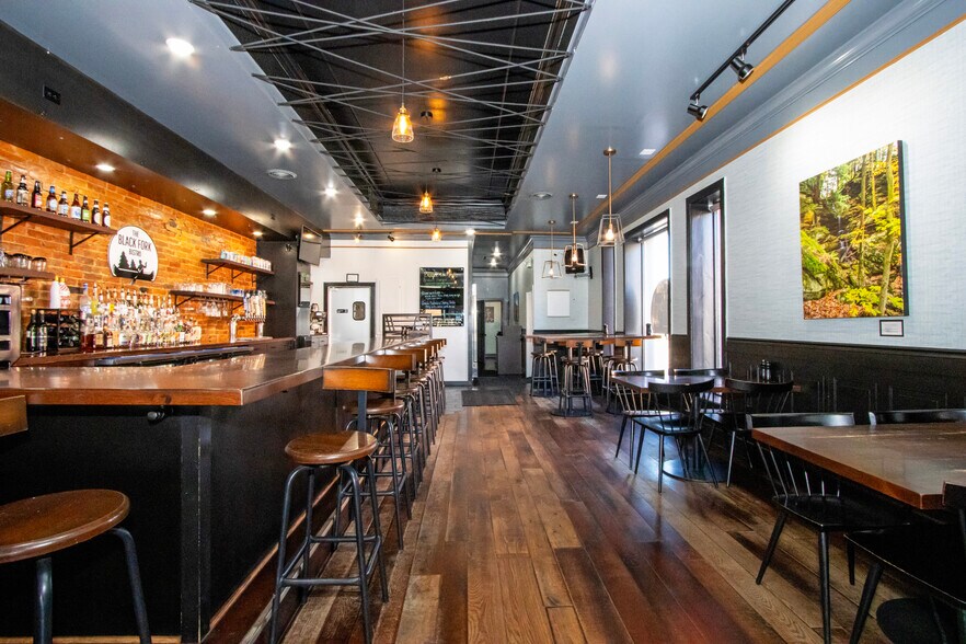 More Photos Of 153 W Main St, Loudonville Restaurant For Sale