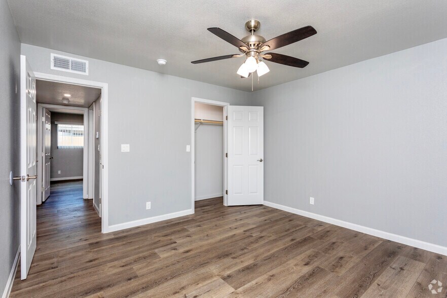 More Photos Of 1223 N Sylmar Ave, Fresno Apartments For Sale