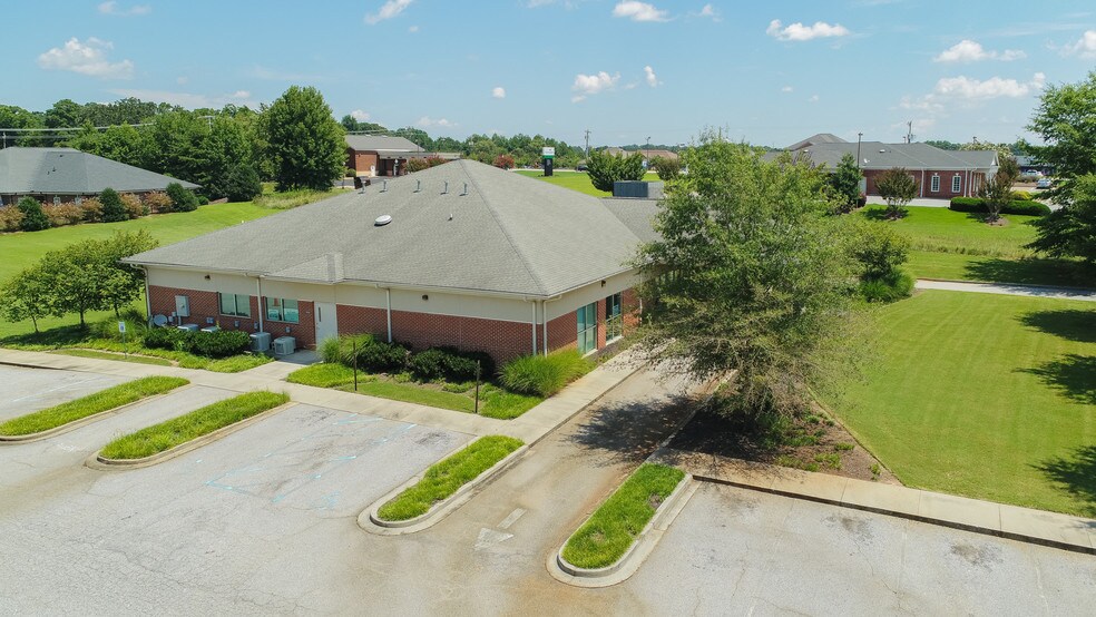 More Photos Of 100 Perpetual Sq, Anderson Medical For Lease