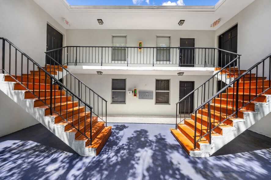 More Photos Of 1021 NW 5th St, Miami Apartments For Sale