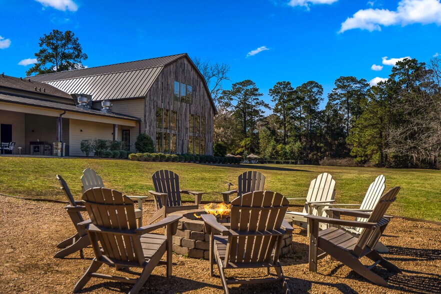 More Photos Of 3603 FM 1725 Rd, Willis Lodge Meeting Hall For Sale