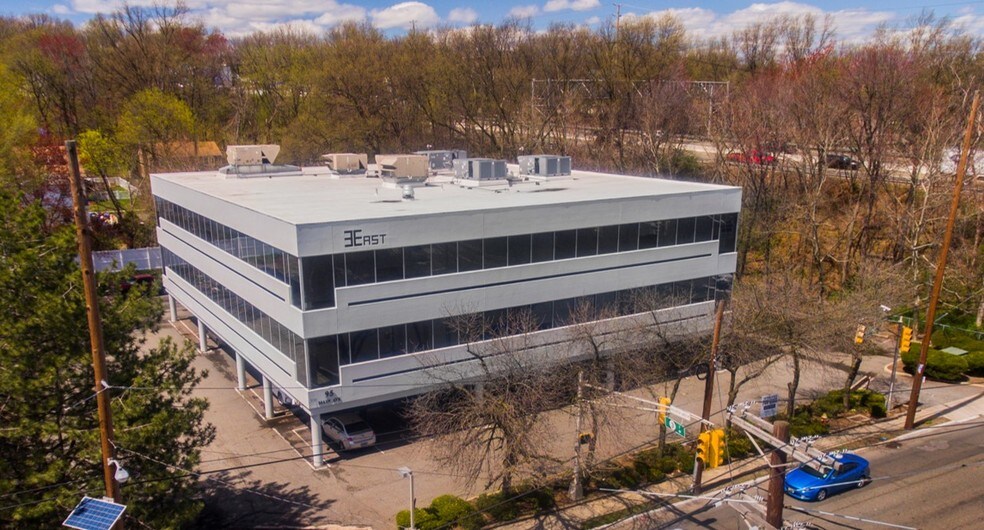 Primary Photo Of 95 Main Ave, Clifton Office For Lease