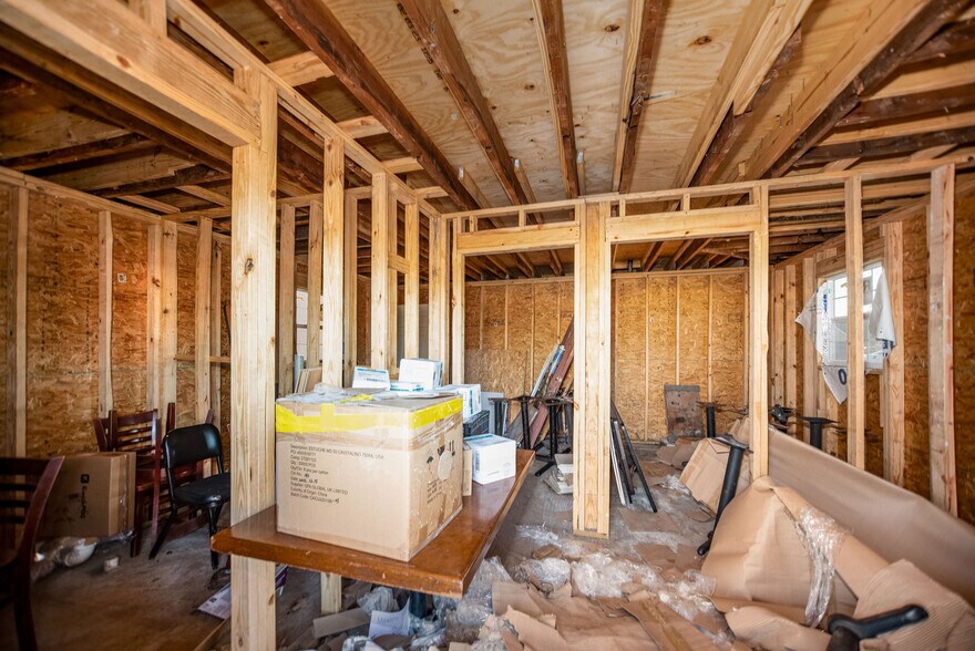 More Photos Of 421 N Virginia St, Port Lavaca Restaurant For Sale