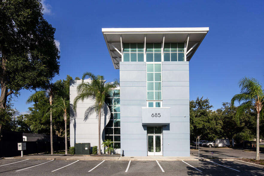 Primary Photo Of 685 S Ronald Reagan Blvd, Longwood Office For Lease