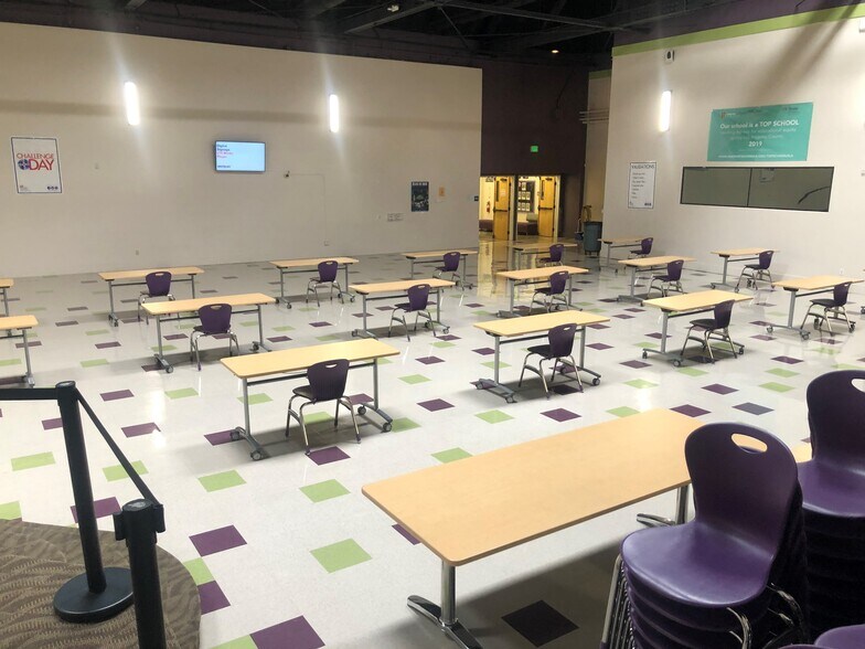 More Photos Of 461 W 9th St, San Pedro Schools For Lease