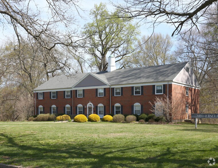 Primary Photo Of 33 Third St, Bordentown Office For Lease