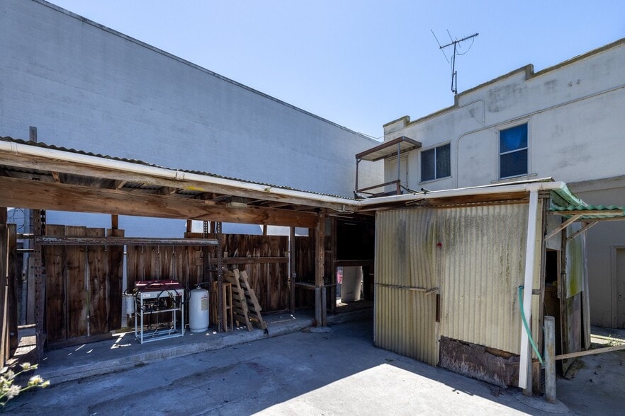 More Photos Of 3101 San Pablo Ave, Berkeley Storefront Retail Residential For Sale