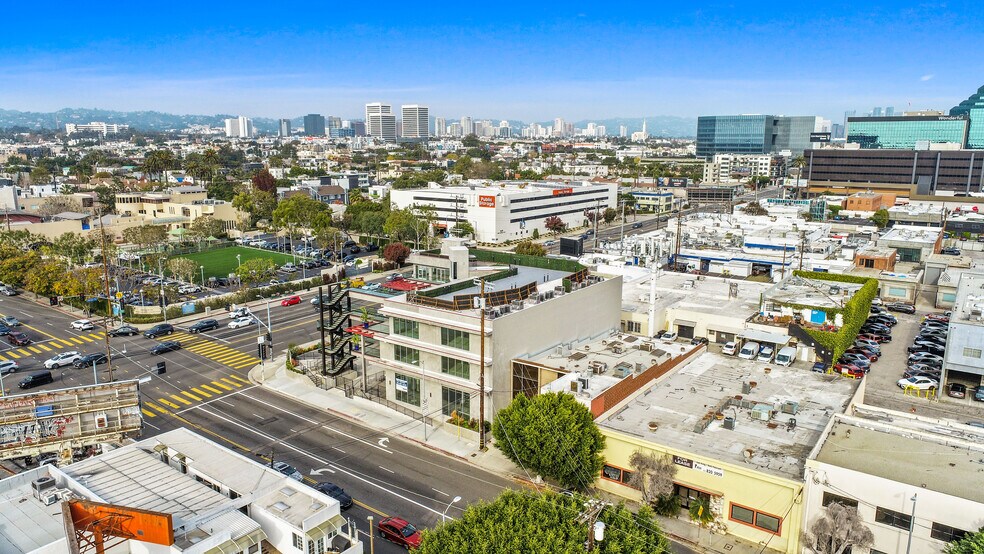 More Photos Of 11666 W Olympic Blvd, Los Angeles General Retail For Lease