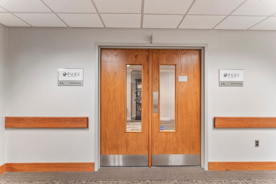 More Photos Of 148 East Ave, Norwalk Medical For Sale