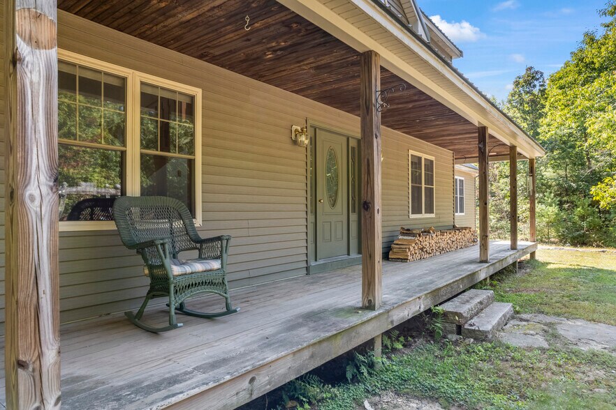 More Photos Of 41 Hobbs Rd, West Newfield Specialty For Sale