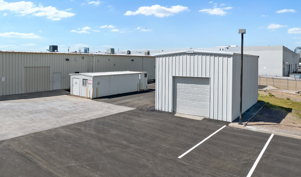 More Photos Of 234 E Mohave St, Phoenix Warehouse For Sale