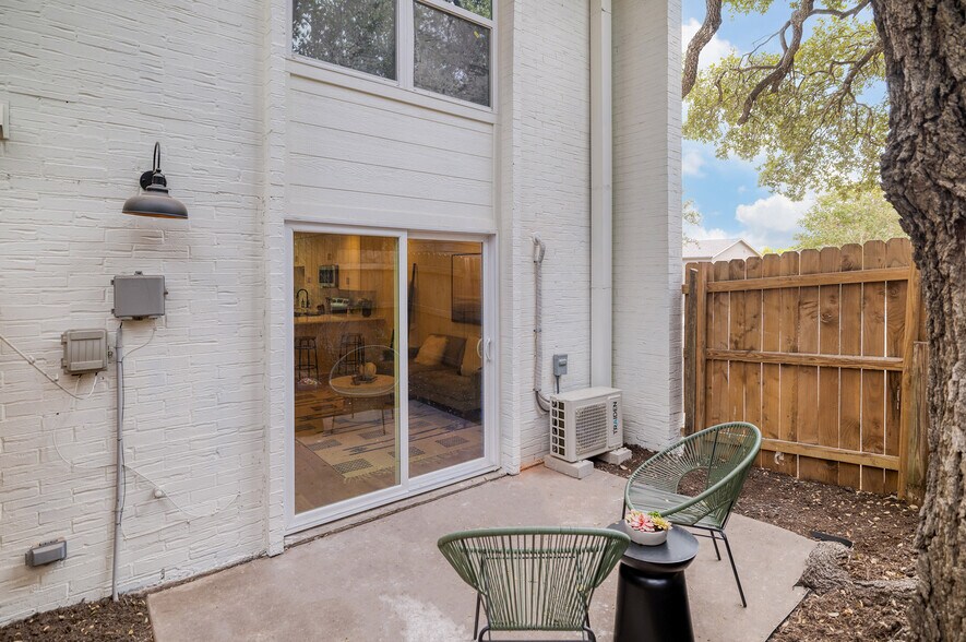 More Photos Of 3802 Southway Dr, Austin Apartments For Sale
