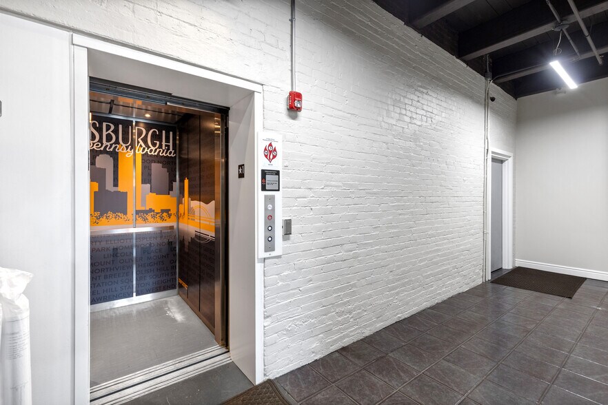 More Photos Of 2124 Penn Ave, Pittsburgh Office For Sale