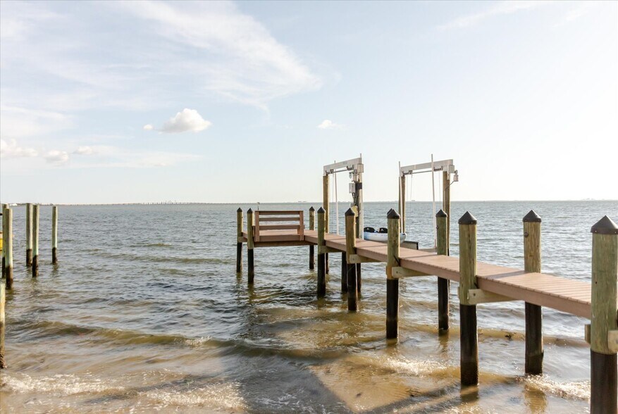 More Photos Of 5102 W Longfellow Ave, Tampa Land For Sale