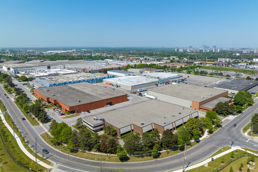 More Photos Of 80-92 Carrier Dr, Toronto Warehouse For Lease