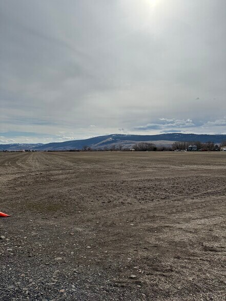 More Photos Of 63444 Highway 237, La Grande Land For Sale