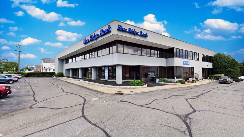 More Photos Of 1807 Seminole Trl, Charlottesville Office For Lease