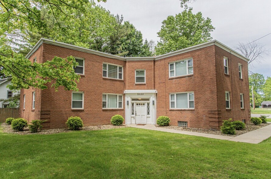 Primary Photo Of 5120 Glenwood Ave, Youngstown Apartments For Sale