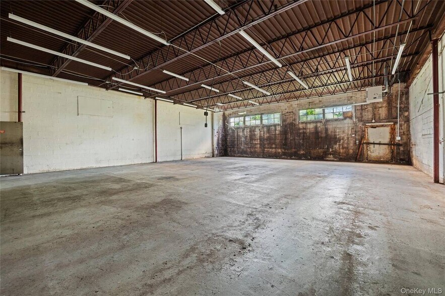 More Photos Of 1113-1125 Prospect Ave, West Islip Warehouse For Sale