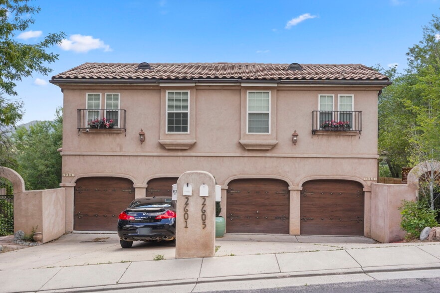 More Photos Of 2605 W Pikes Peak Ave, Colorado Springs Apartments For Sale