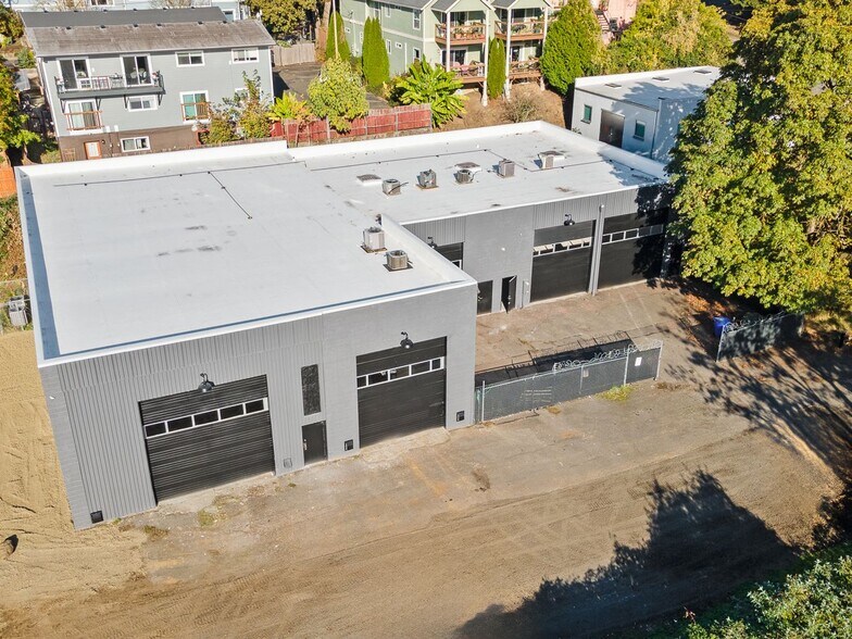 More Photos Of 8223 N Decatur St, Portland Industrial For Sale
