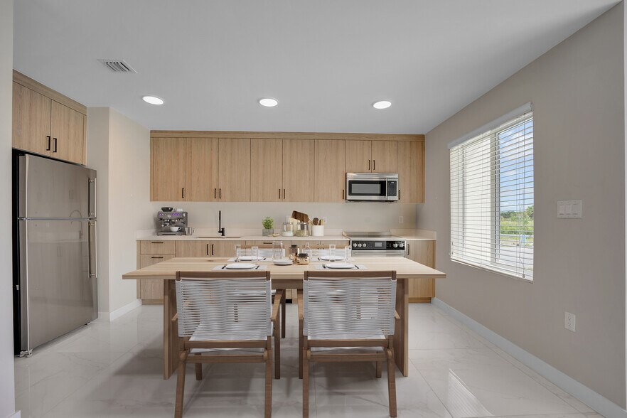 More Photos Of 26201 SW 138th Ct, Homestead Apartments For Sale