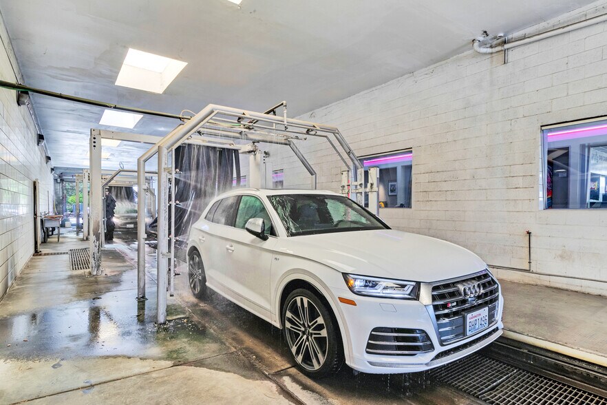 More Photos Of 75015 Sheryl Ave, Palm Desert Carwash For Sale